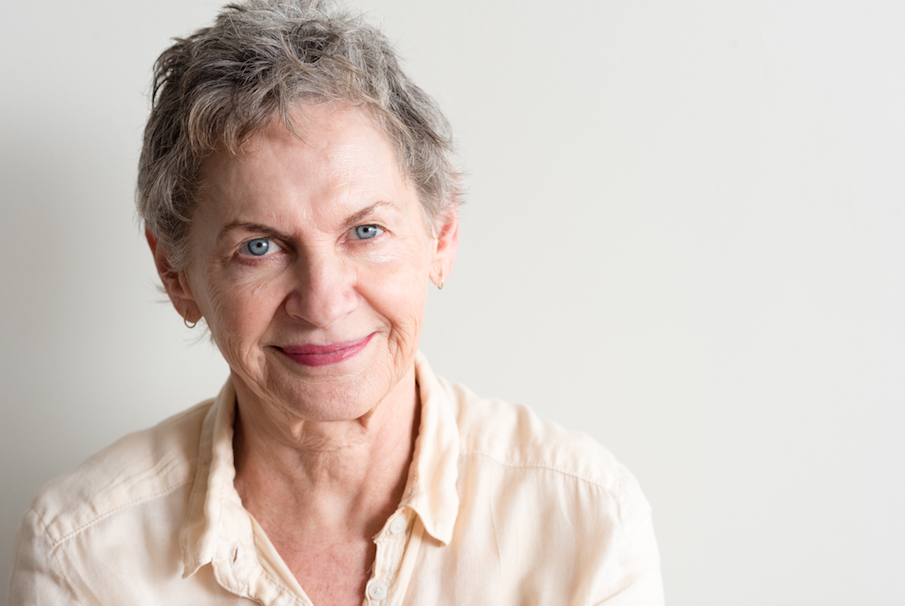 couleur cheveux après 60 ans